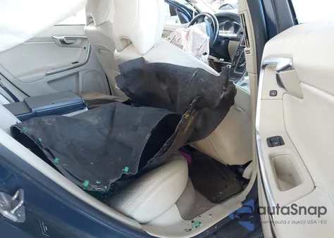 2014 Volvo S60 T5 z USA, uszkodzony, nr VIN YV1612FS3E2271670